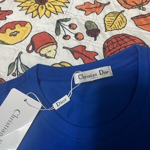 Very nice T-shirt, soft fabric, 100% new, Dior brand. size XS.